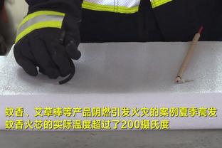 心情好！穆勒&磁卡赛后社媒互动：看我让他多么开心